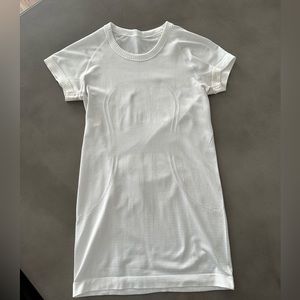 Lululemon Athletica Swiftly Tech Short Sleeve Shirt White Women’s 4